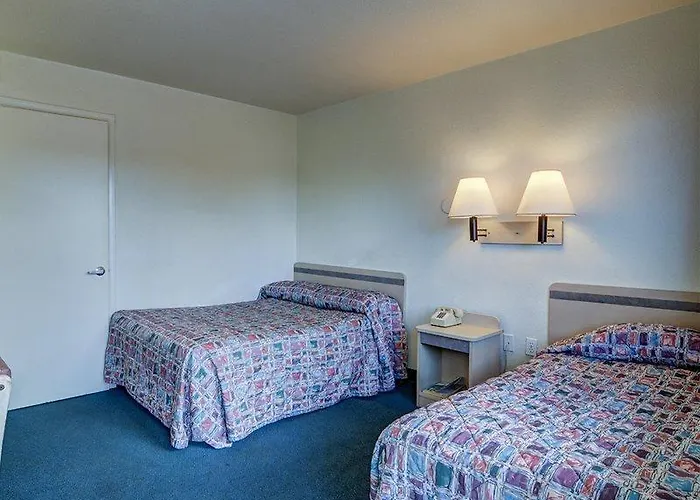6 Cheyenne, Wy 2*